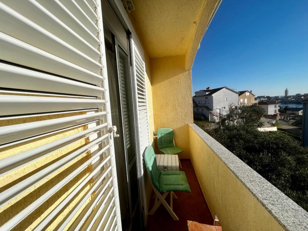 Apartments Maricic Banjol Bagian luar foto