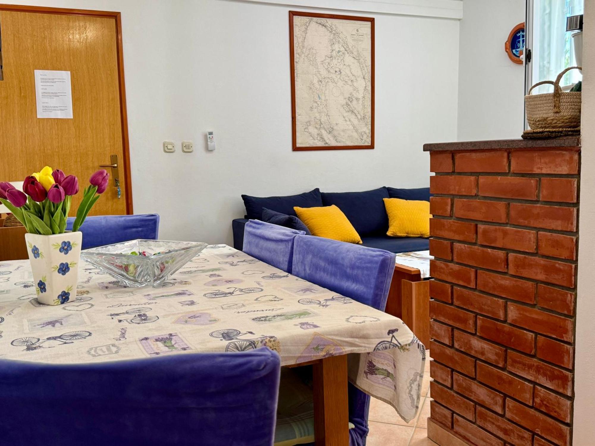 Apartments Maricic Banjol Bagian luar foto