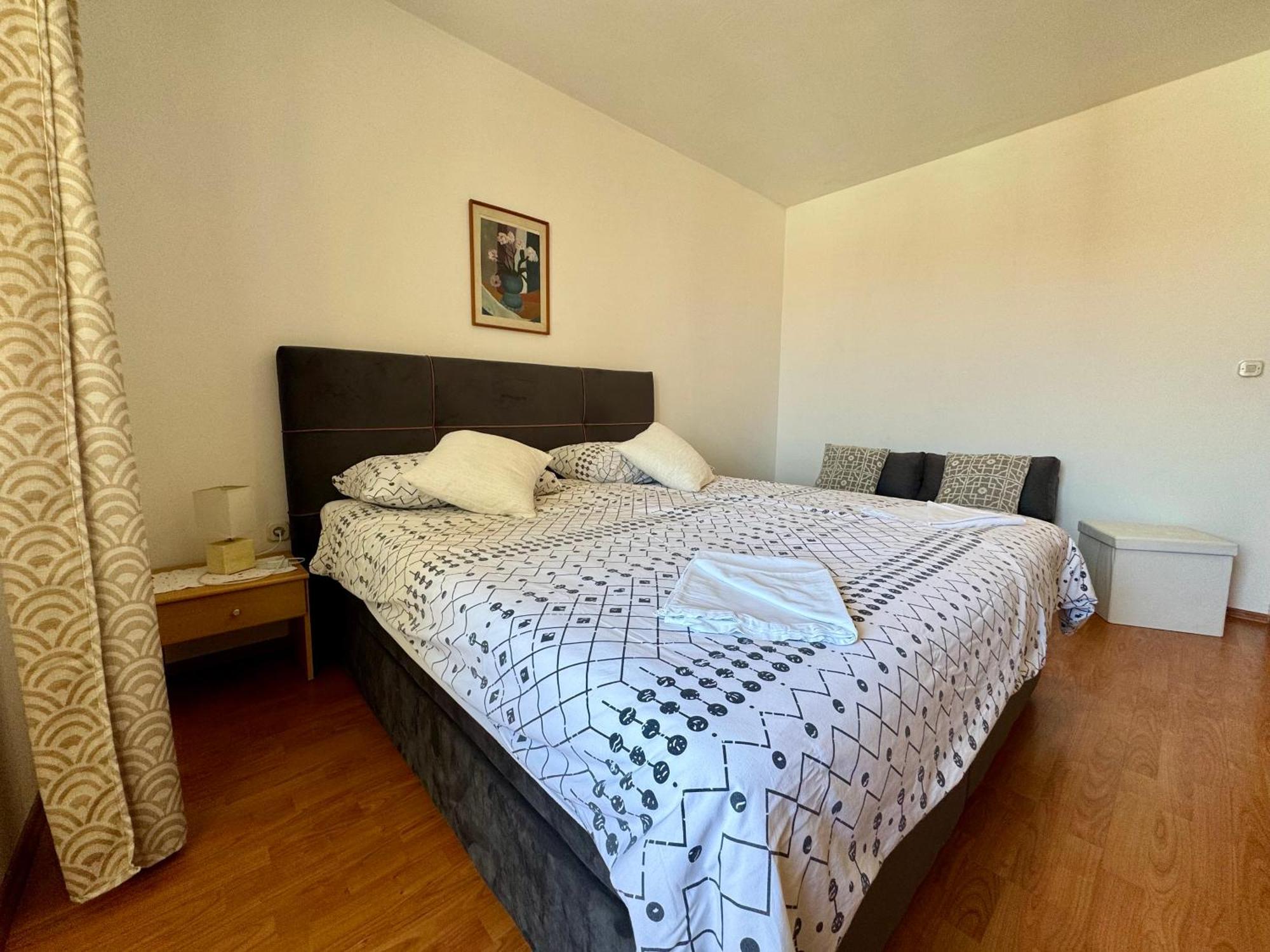 Apartments Maricic Banjol Bagian luar foto