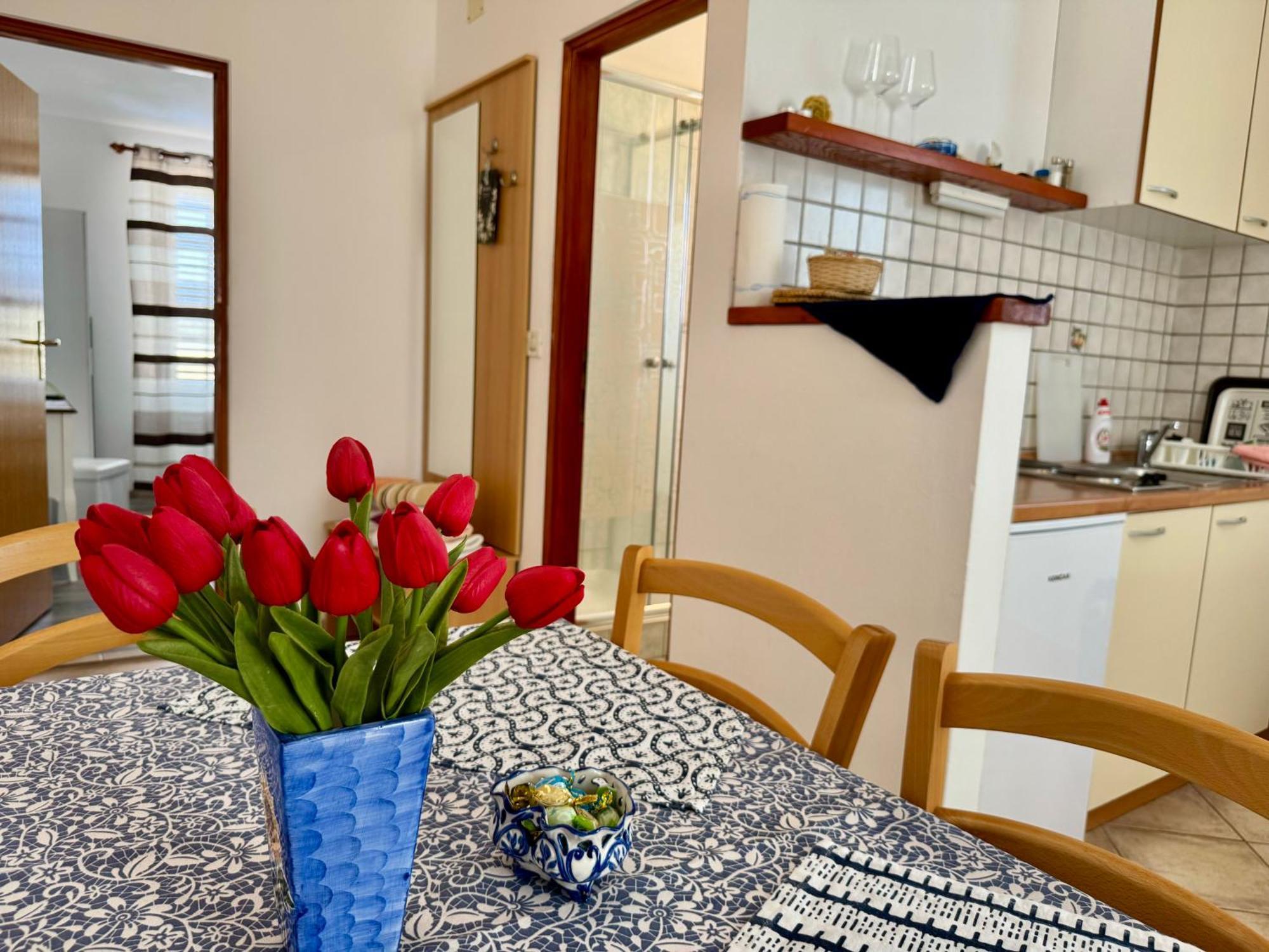 Apartments Maricic Banjol Bagian luar foto