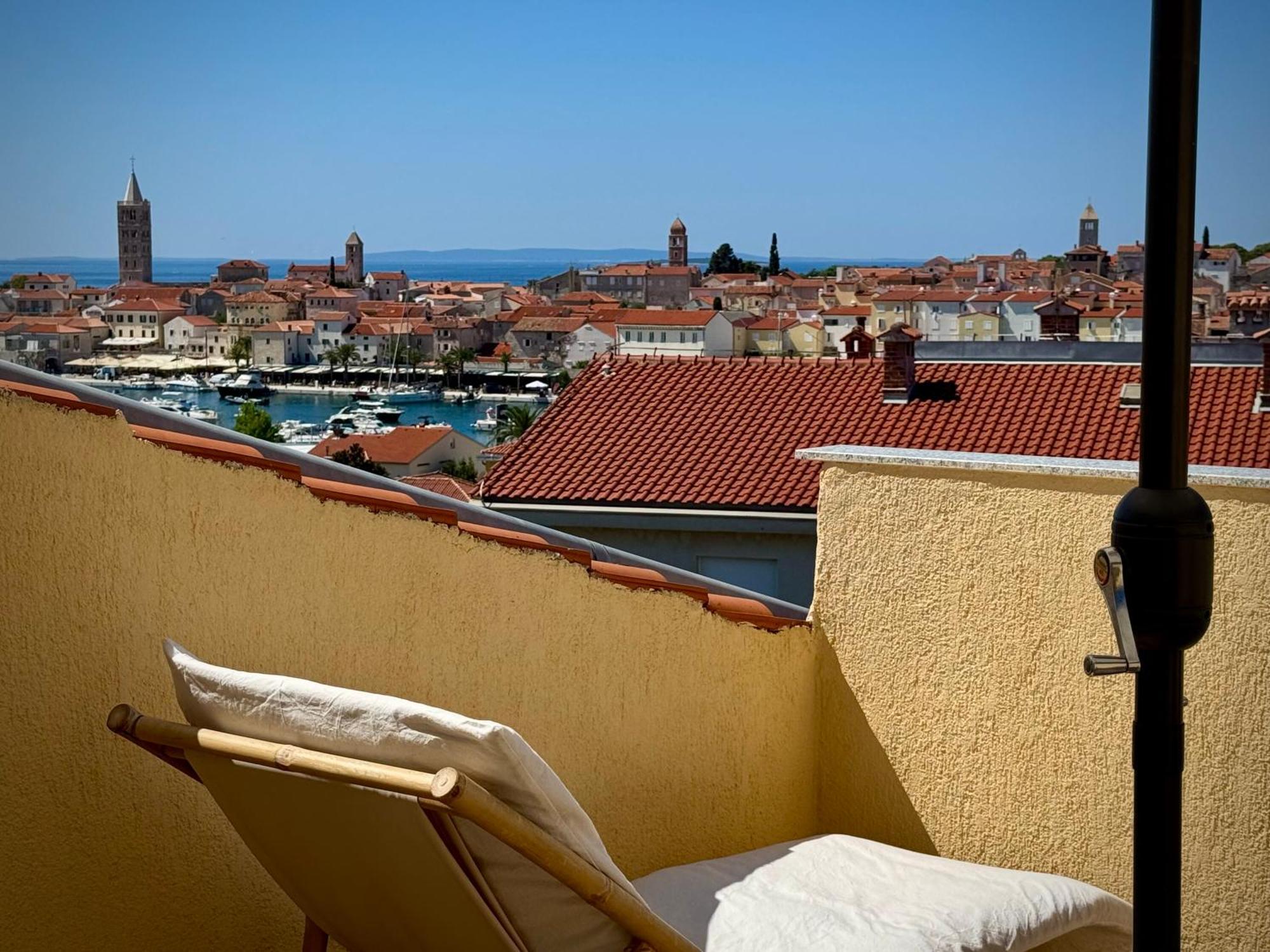 Apartments Maricic Banjol Bagian luar foto